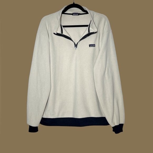 Patagonia 1/4 Zip Pullover Fleece Sweatshirt in Cream with Navy Trim, Size Large - Picture 2 of 13